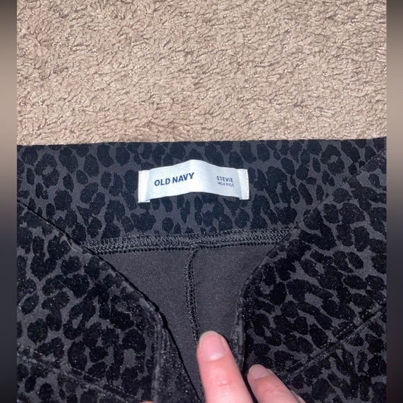 Old Navy Leopard Stevie Pants - Picture 3 of 4